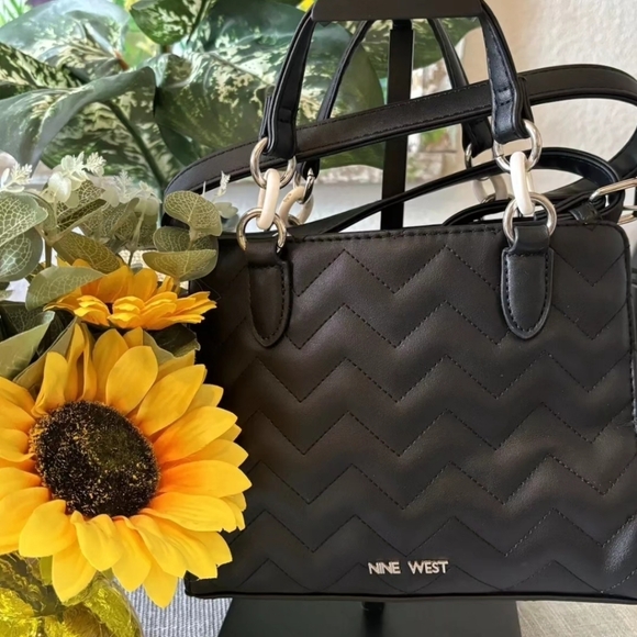 Vintage Nine West Bags - Set Of 2 - Picture 3 of 12